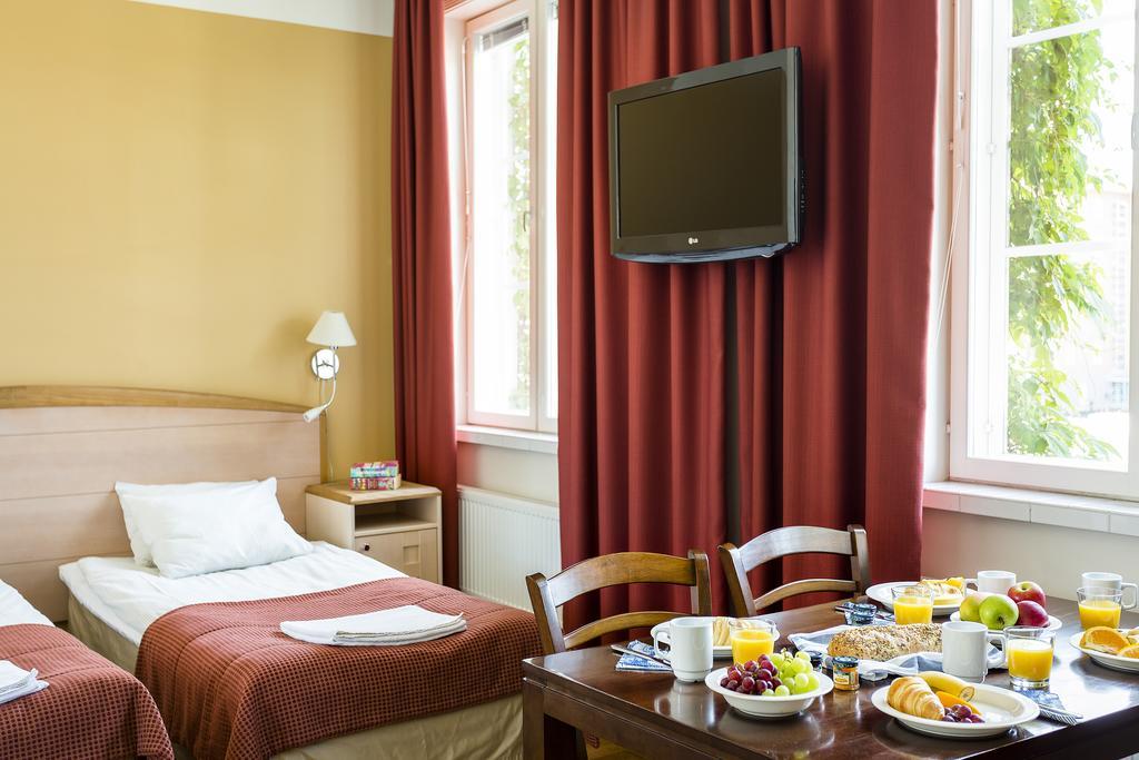 Hotel Hotelli Ville 3*